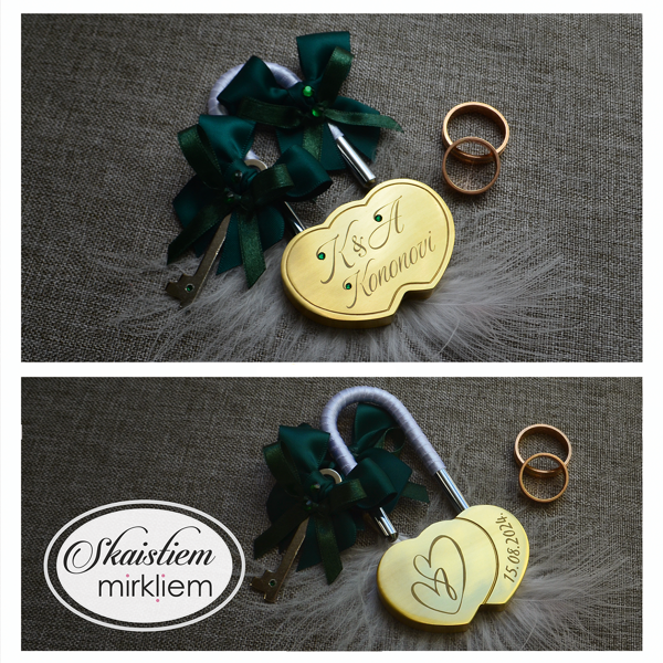 Kāzu slēdzene ar gravējumu "K un A ar uzvārdu" ar tumši zaļām lentītēm