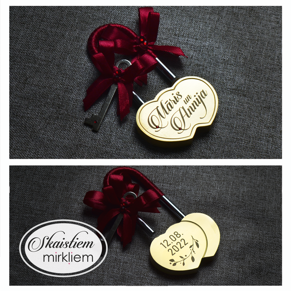 Zelta kāzu slēdzene ar gravējumu "Māris un Annija, datumu un eikalipta zariņu" 