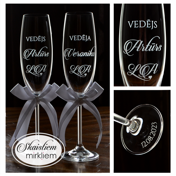 Glāzes vedējiem Artūram un Veronikai ar iniciāļiem un baltas krāsas lentēm