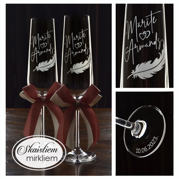 Personalizētas glāzes Mārītei un Armandam ar spalvas, siržu gravējumu un lentēm