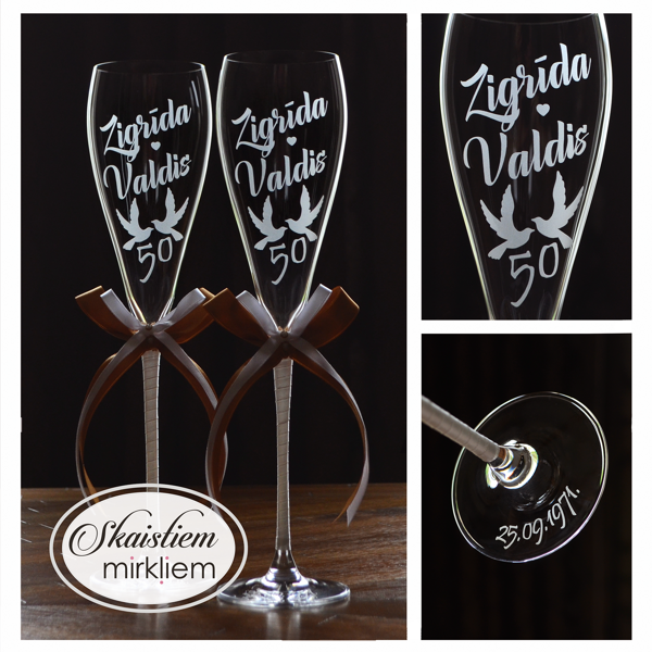 Personalizētas glāzes 50 gadu kāzu gadadienai ar vārdiem Zigrīda un Valdis un dūju motīvu