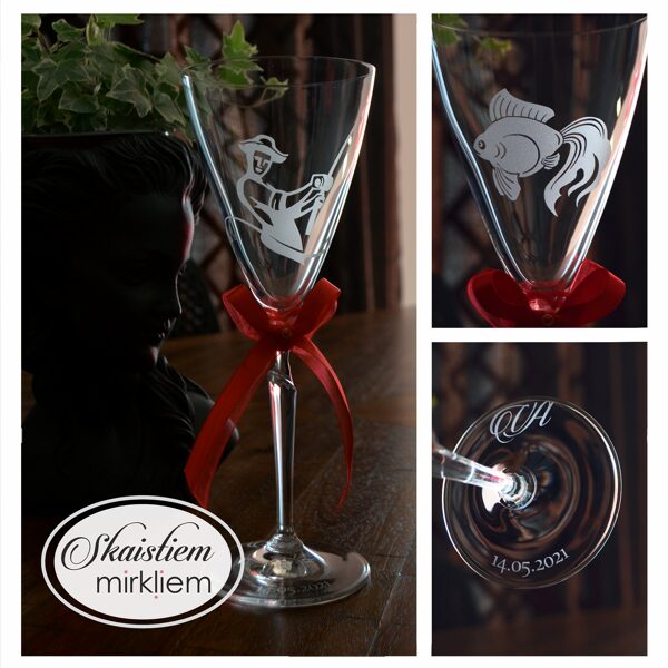 Personalizētas glāzes ar makšķernieku, kas noķēris savu zelta zivtiņu