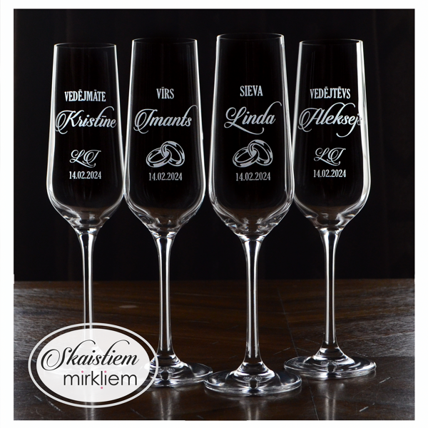 Personalizētas kāzu glāzes ar vārdiem, gredzeniem un datuma gravējumu