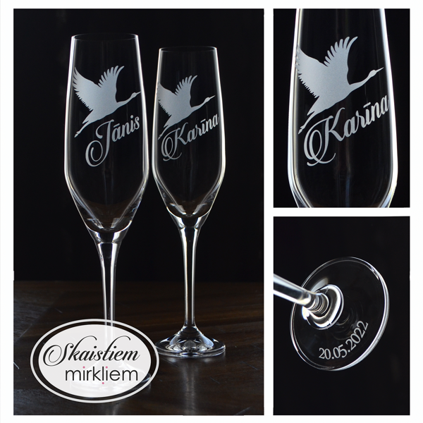 Īpaša dizaina kāzu glāzes ar vārdu gravējumu un lidojošu dzērvju simboliku