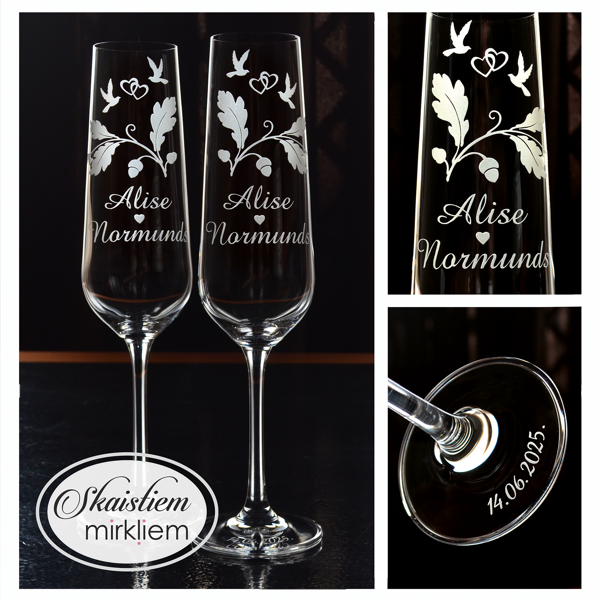 Elegants gravējums Alisei un Normundam ar ozollapu motīvu, putniņiem un sirds simboliem