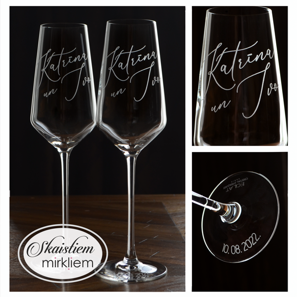 Minimālistiskas kāzu šampanieša glāzes ar smalku vārdu un datuma gravējumu