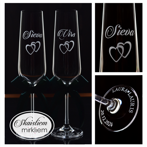 Modernas kāzu glāzes ar divu siržu simbolu un personalizētu vārdu gravējumu