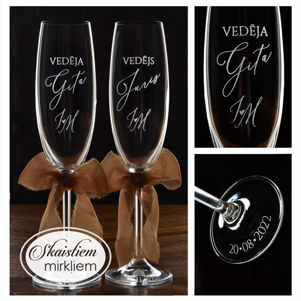Personalizētas glāzes Gitai un Jurim ar dekoratīvām brūnām lentēm