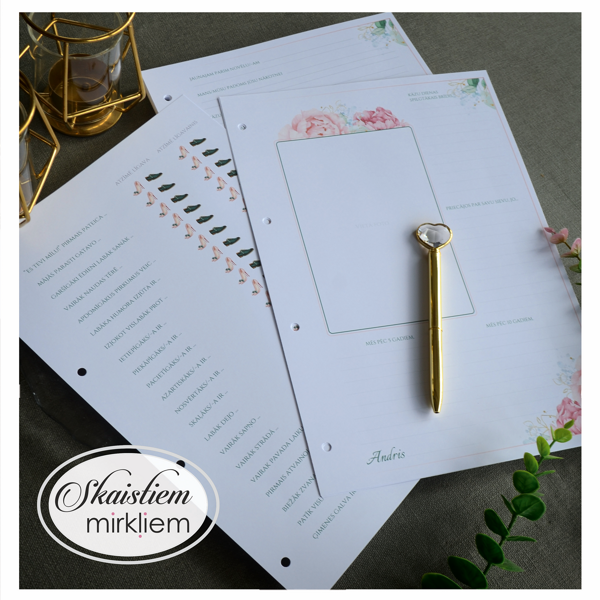 Viesu grāmatas iekšlapas sievas un vīra vēstulēm ar romantisku dizainu