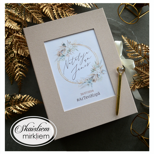 Boho stila kāzu viesu grāmata ar izņemamām lapām un individuālu dizainu gaišos toņos