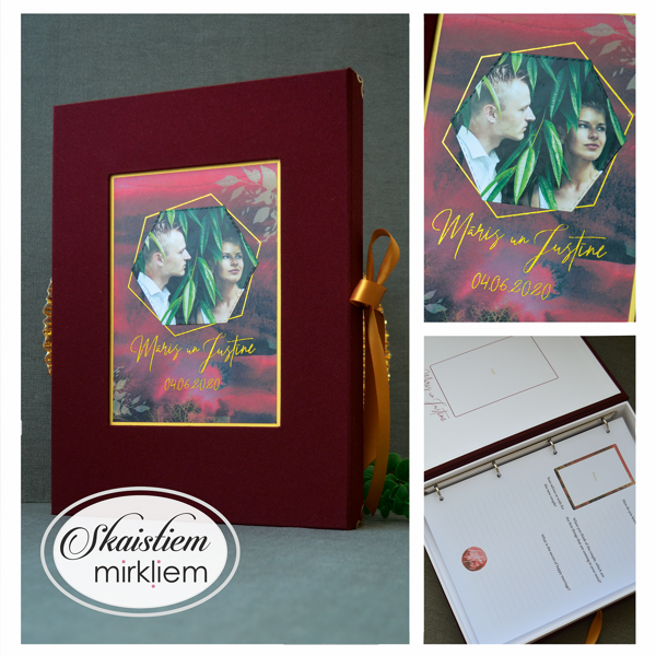 Sarkana auduma viesu grāmata ar jauno pāra foto zelta rāmī un personalizētām anketām