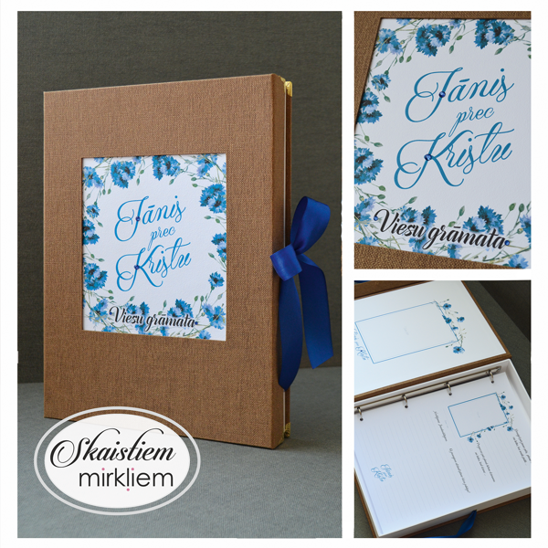 Brūna viesu grāmata Rustic kāzām ar rudzupuķu ziedu printiem un pieskaņotu zilu lenti