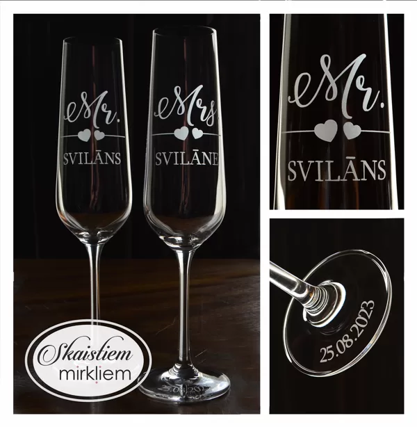 Personalizētas kāzu glāzes ar uzrakstiem "Mr.", "Mrs.", uzvārdu Svilāns un sirsniņām