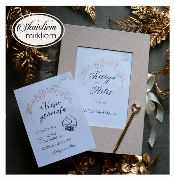 Eleganta kāzu viesu grāmata ar individuāli izstrādātām anketām viesu vēstījumiem