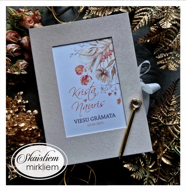 Boho stila viesu grāmata rudens kāzām un personalizētu anketu saturu nevis baltām lapām