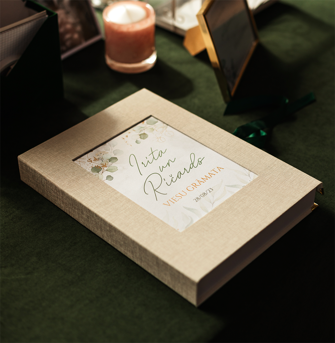 Personalizēta viesu grāmata kāzām ar anketām, kur ievietot foto